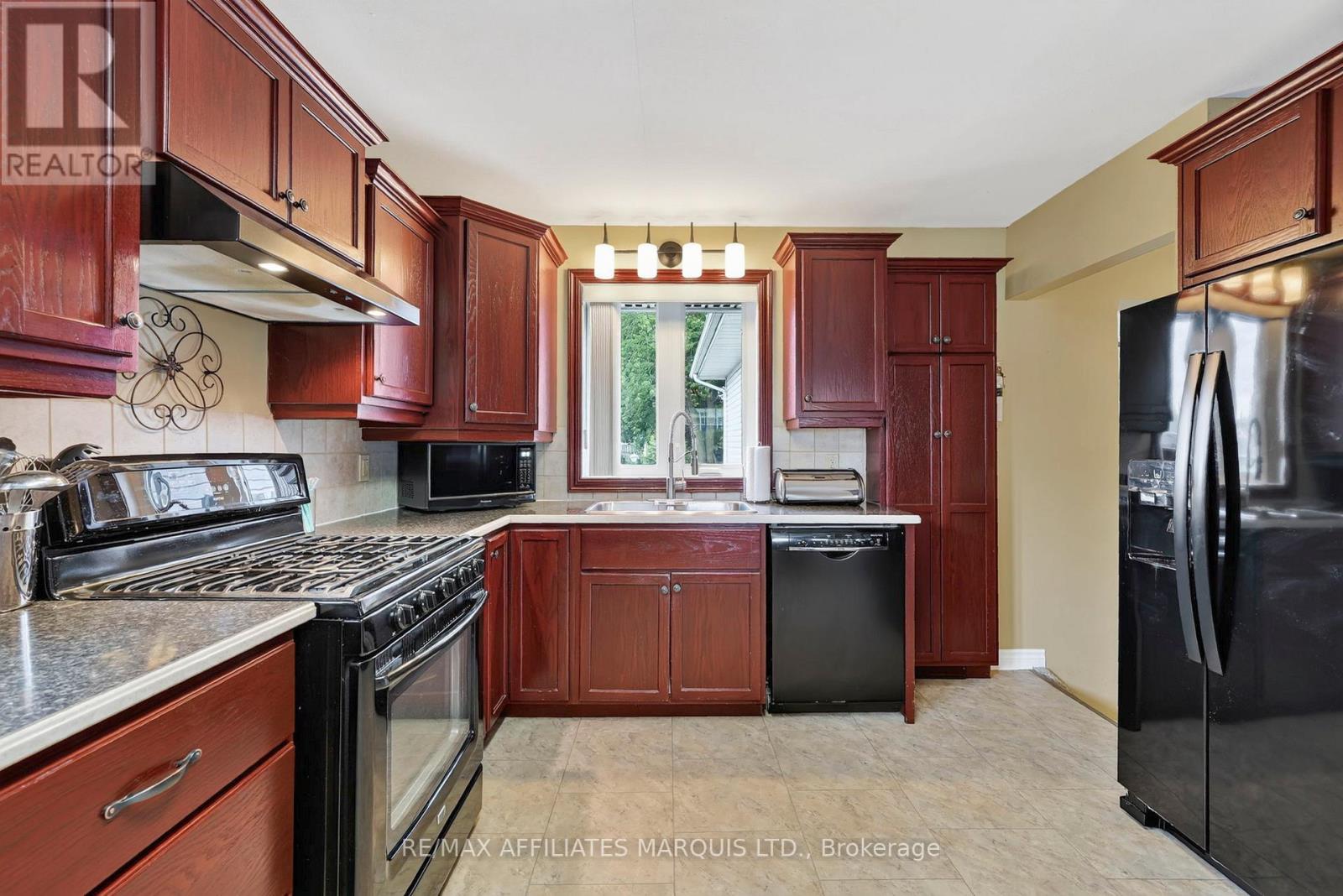 1489 Holy Cross Boulevard, Cornwall, Ontario  K6H 2W9 - Photo 8 - X13512976