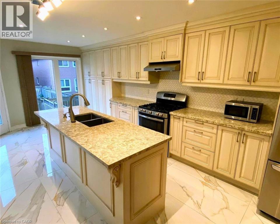 3824 Milkwood Crescent, Mississauga, Ontario  L5N 8H4 - Photo 6 - 40844369