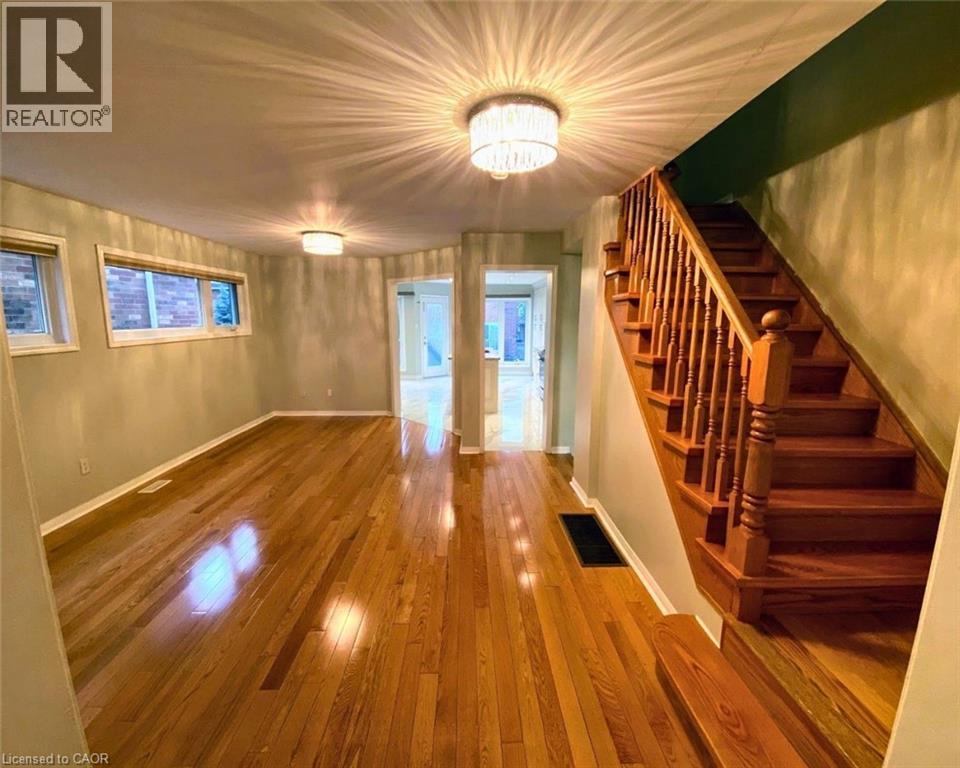 3824 Milkwood Crescent, Mississauga, Ontario  L5N 8H4 - Photo 4 - 40844369