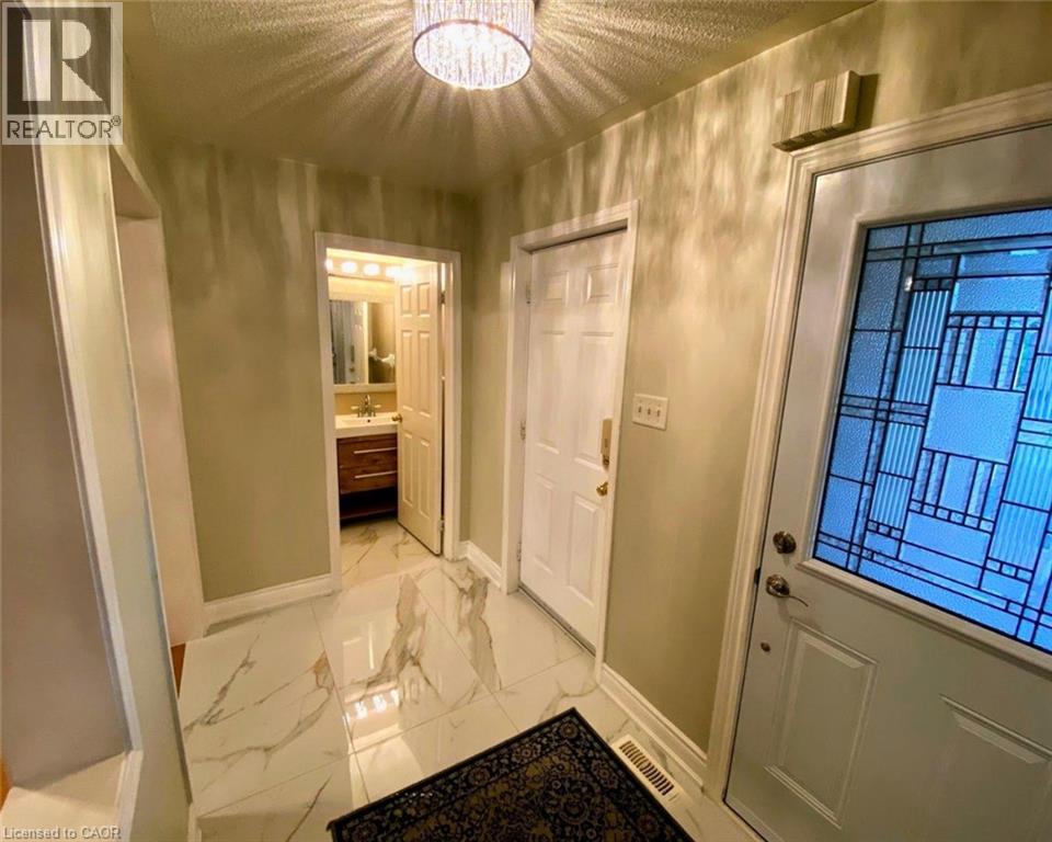 3824 Milkwood Crescent, Mississauga, Ontario  L5N 8H4 - Photo 2 - 40844369