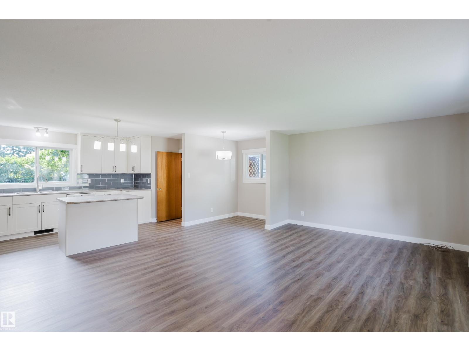 102 Pine St, Sherwood Park, Alberta  T8A 1G8 - Photo 6 - E4496659