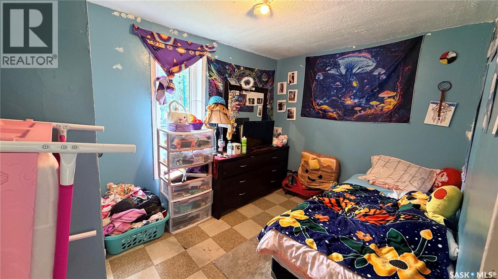 310 6th Street E, Prince Albert, Saskatchewan  S6V 0N1 - Photo 4 - SK041090