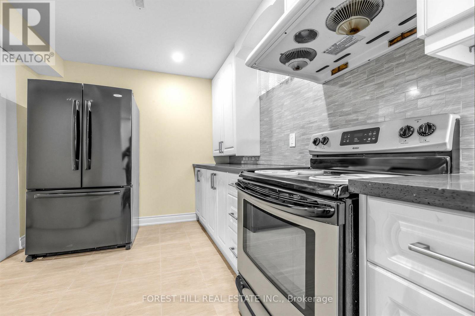 477 Cummer Avenue, Toronto, Ontario  M3A 3L2 - Photo 21 - C13512844