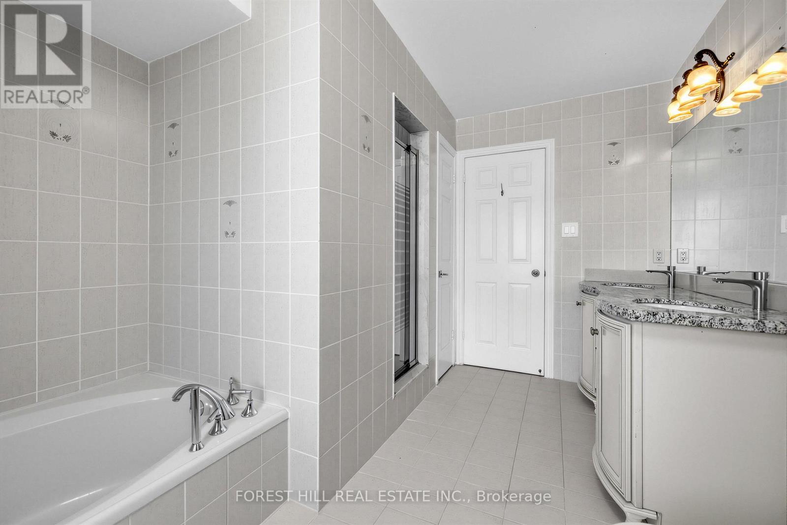 477 Cummer Avenue, Toronto, Ontario  M3A 3L2 - Photo 38 - C13512844