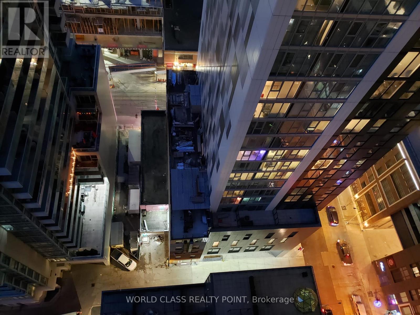 2411 - 88 Blue Jays Way, Toronto, Ontario  M5V 0L7 - Photo 3 - C13512852