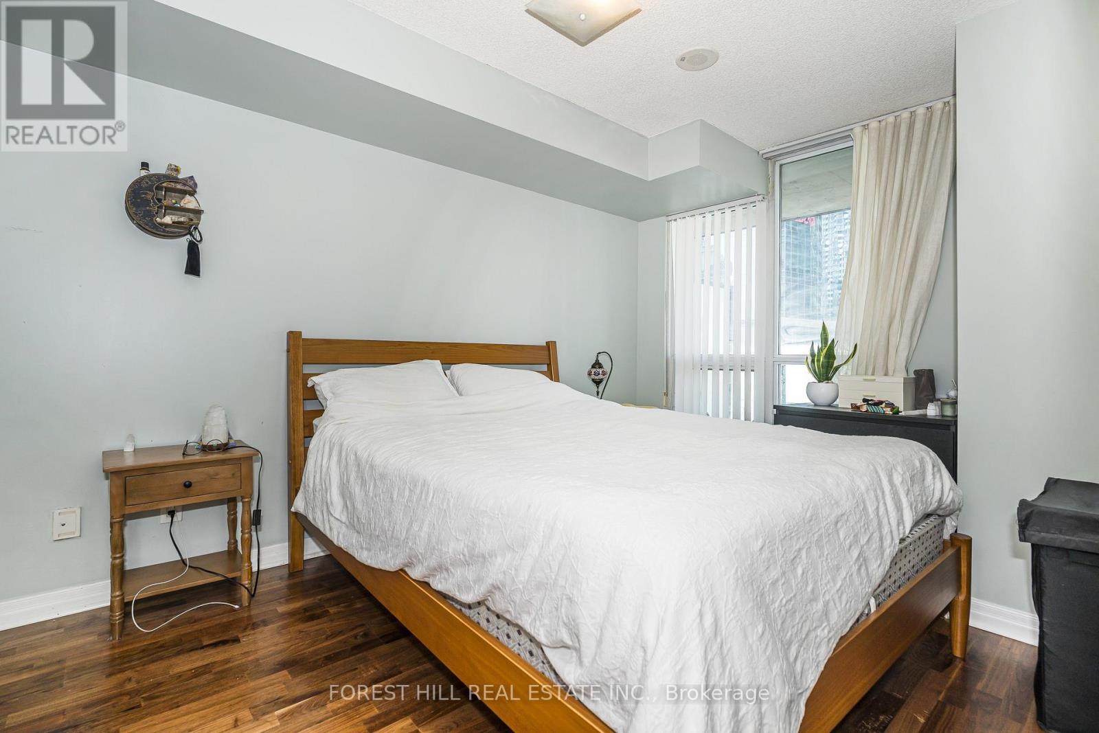 604 - 16 Yonge Street, Toronto, Ontario  M5E 2A1 - Photo 12 - C13512924