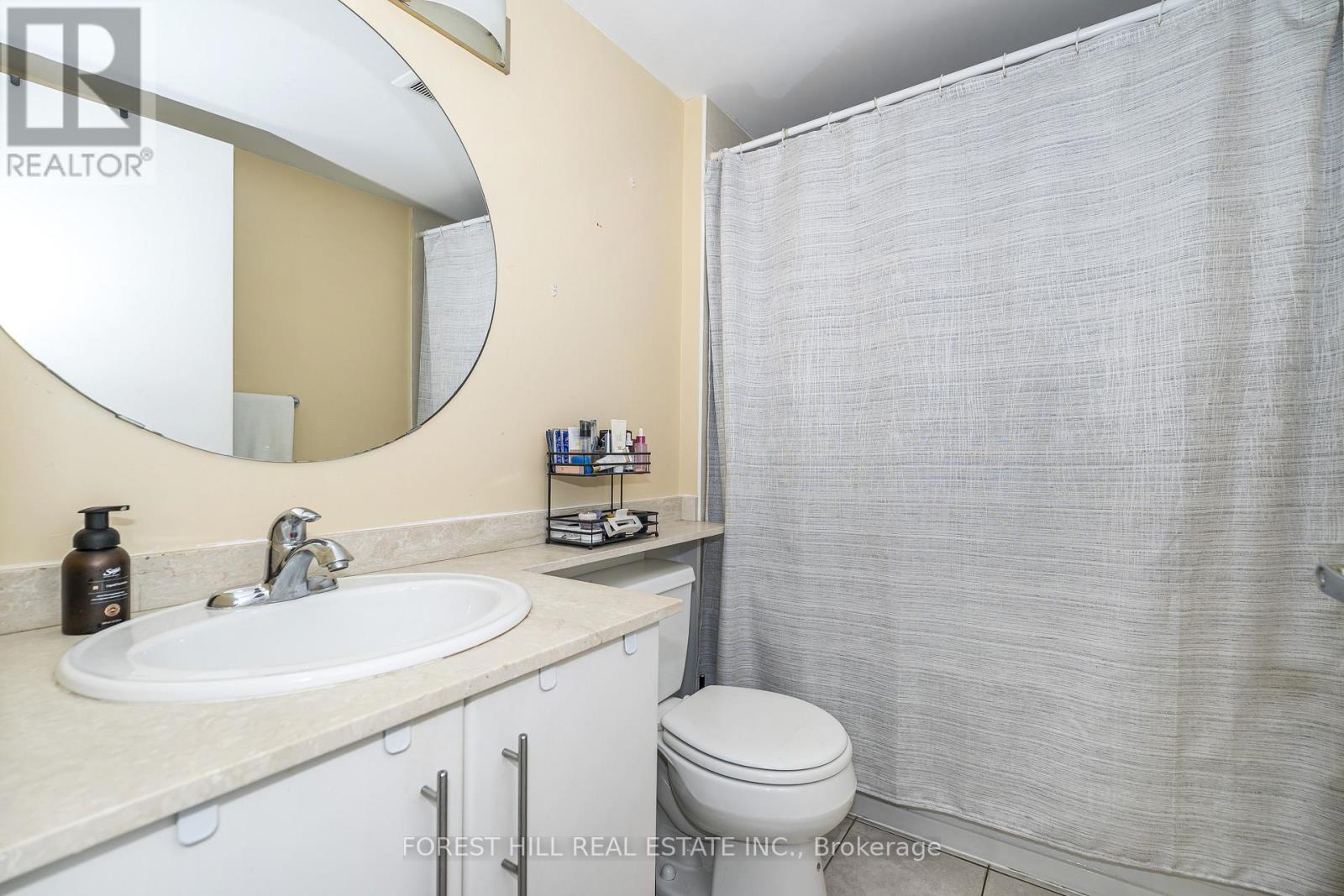 604 - 16 Yonge Street, Toronto, Ontario  M5E 2A1 - Photo 15 - C13512924
