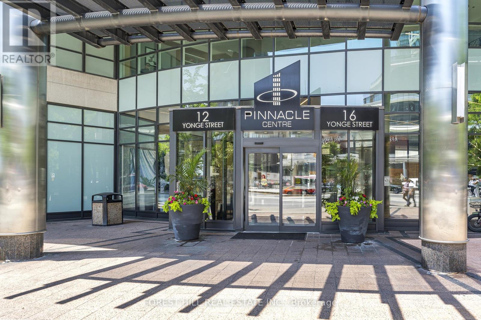 604 - 16 Yonge Street, Toronto, Ontario  M5E 2A1 - Photo 2 - C13512924