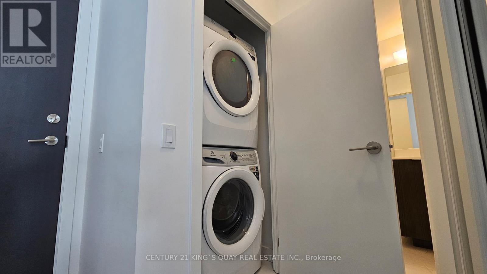 824 - 7 Golden Lion Heights, Toronto, Ontario  M2M 0C1 - Photo 19 - C13512940