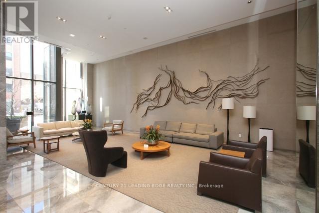 815 - 1 Bedford Road, Toronto, Ontario  M5R 2B5 - Photo 2 - C13512998