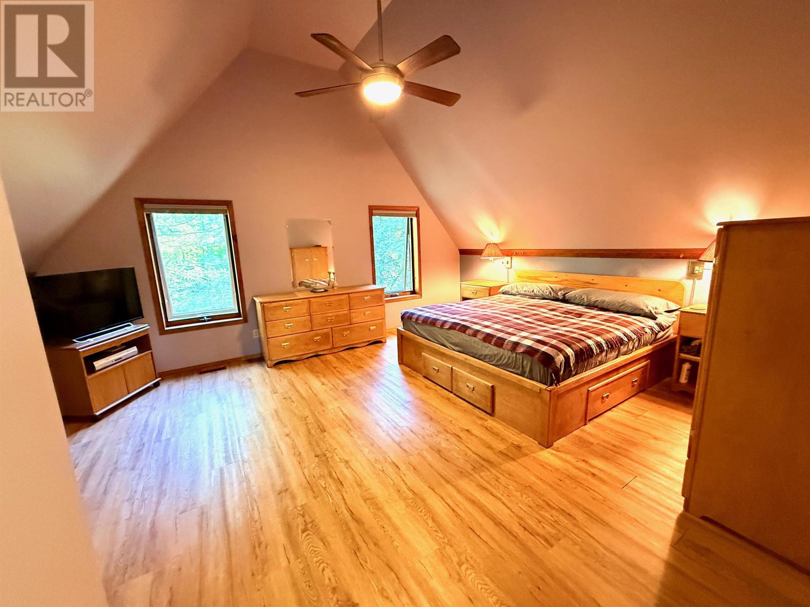 60 Campbell Road, Kenora, Ontario  P9N 4N3 - Photo 19 - TB2601759