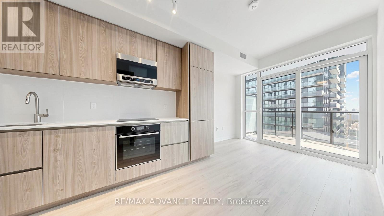 3013 - 110 Broadway Avenue, Toronto, Ontario  M4P 1V7 - Photo 7 - C13502296
