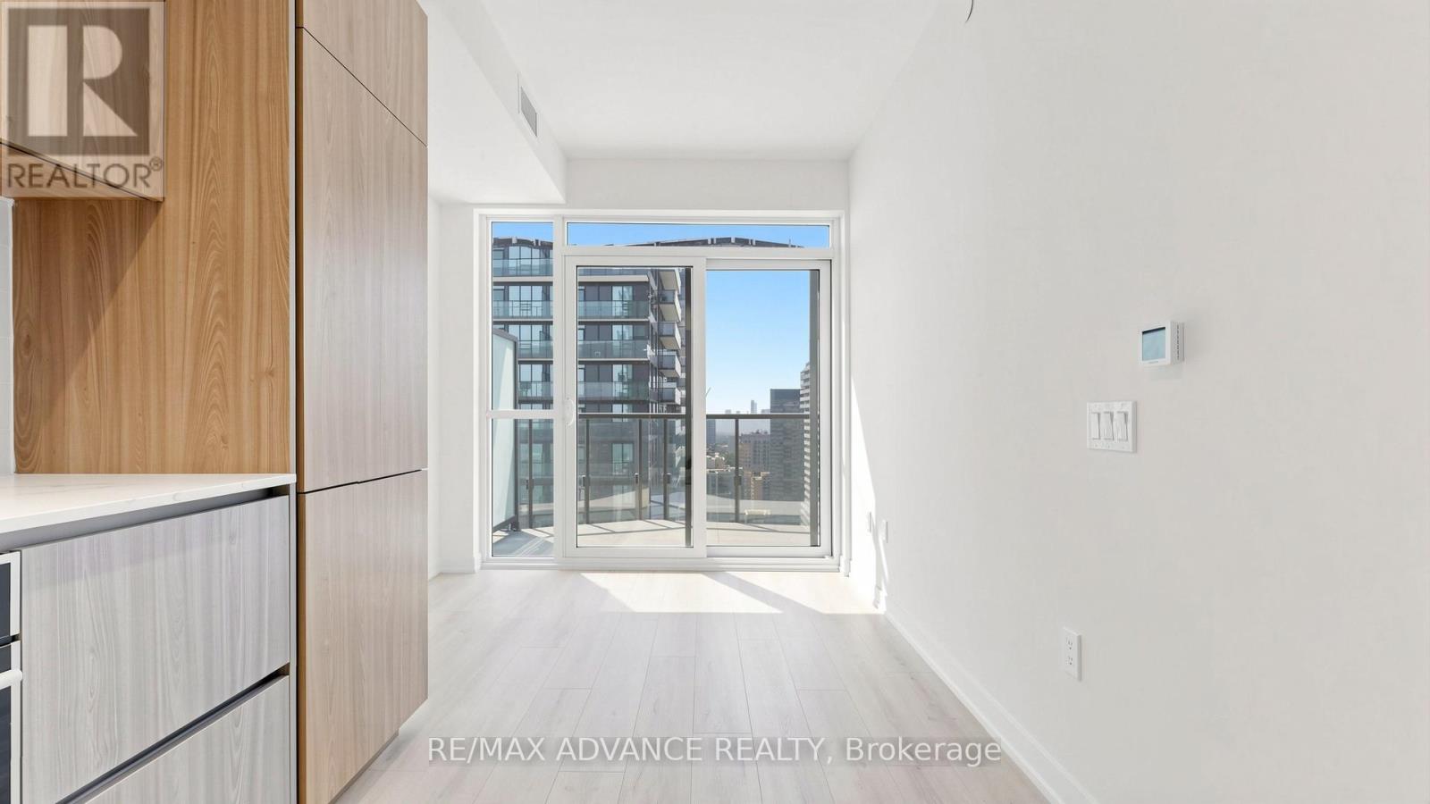 3013 - 110 Broadway Avenue, Toronto, Ontario  M4P 1V7 - Photo 8 - C13502296