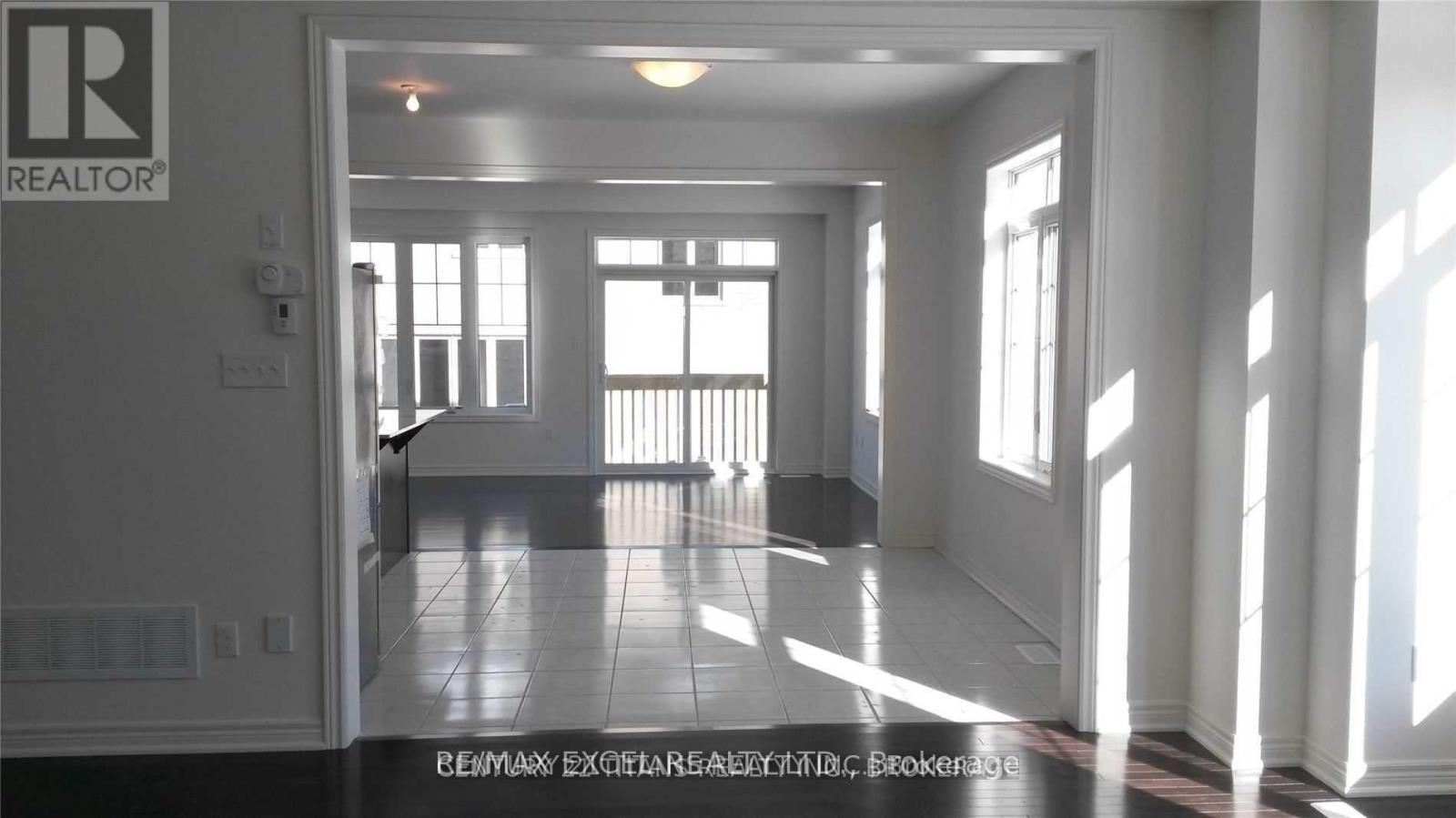Main - 118 Hubner Avenue, Markham, Ontario  L6C 0B2 - Photo 4 - N13512930