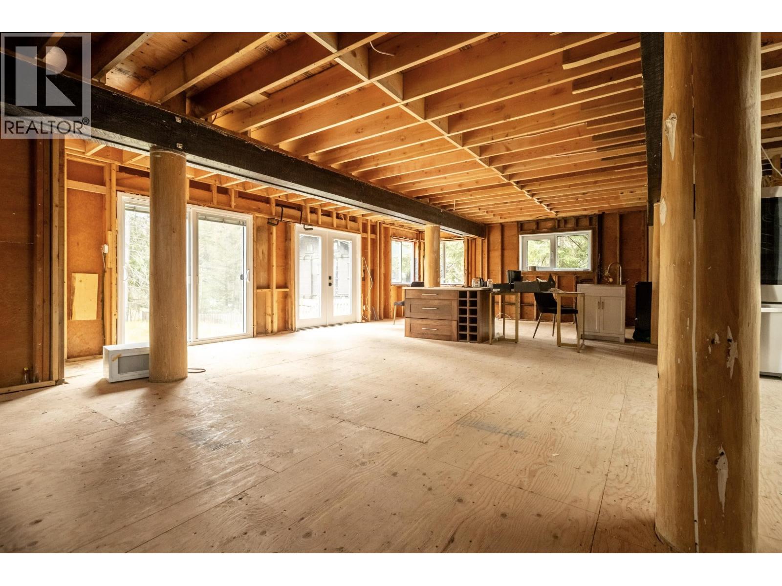 9199 Emerald Drive, Whistler, British Columbia  V8E 0G5 - Photo 5 - R3141647