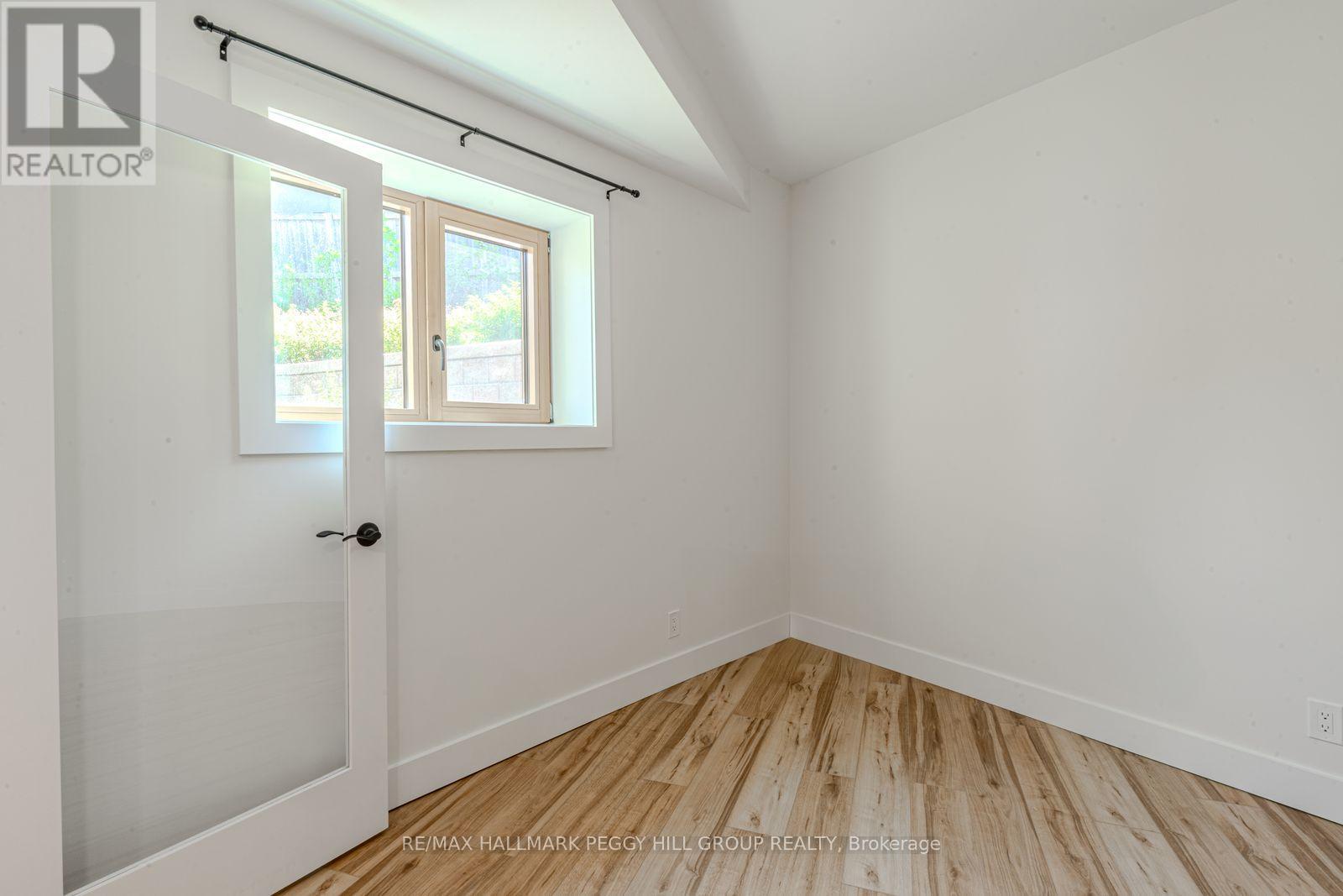 Lower - 210 Patterson Road, Barrie (Ardagh), Ontario  L4N 9B8 - Photo 6 - S13512960