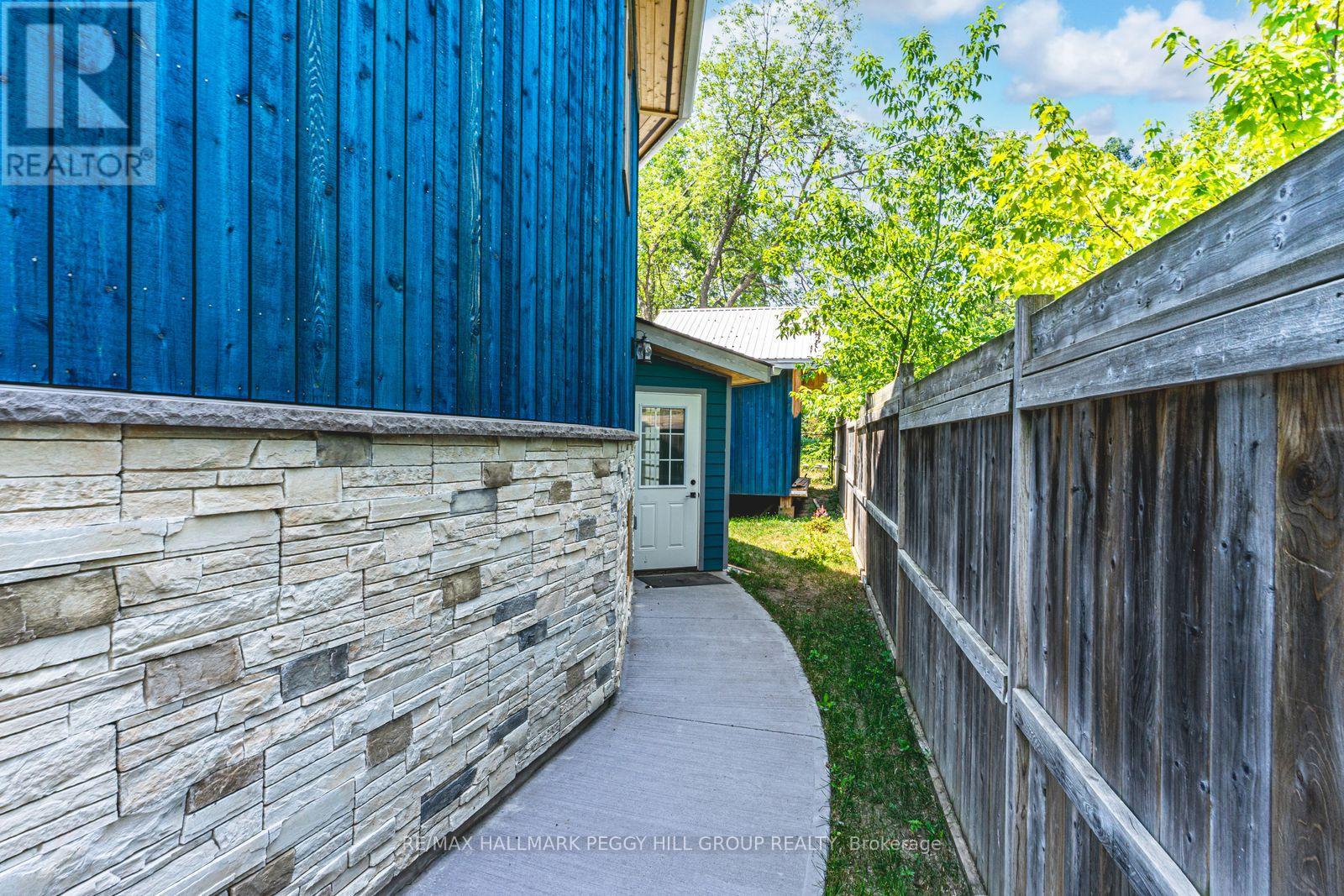 Lower - 210 Patterson Road, Barrie (Ardagh), Ontario  L4N 9B8 - Photo 9 - S13512960