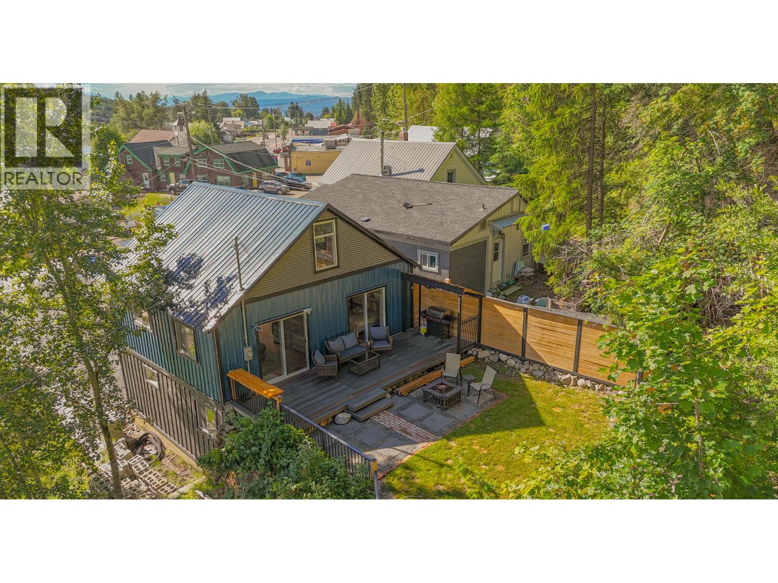 450 Deer Park Avenue, Kimberley, British Columbia V1A 2J8 - Photo 3 - 10393074