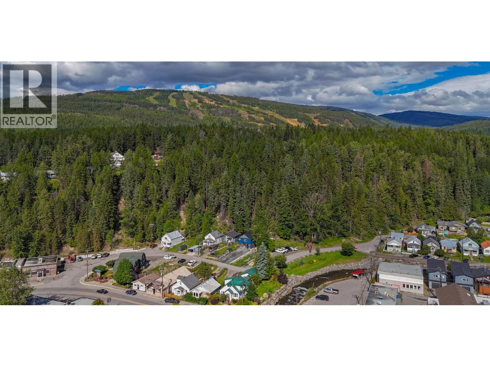 450 Deer Park Avenue, Kimberley, British Columbia V1A 2J8 - Photo 39 - 10393074
