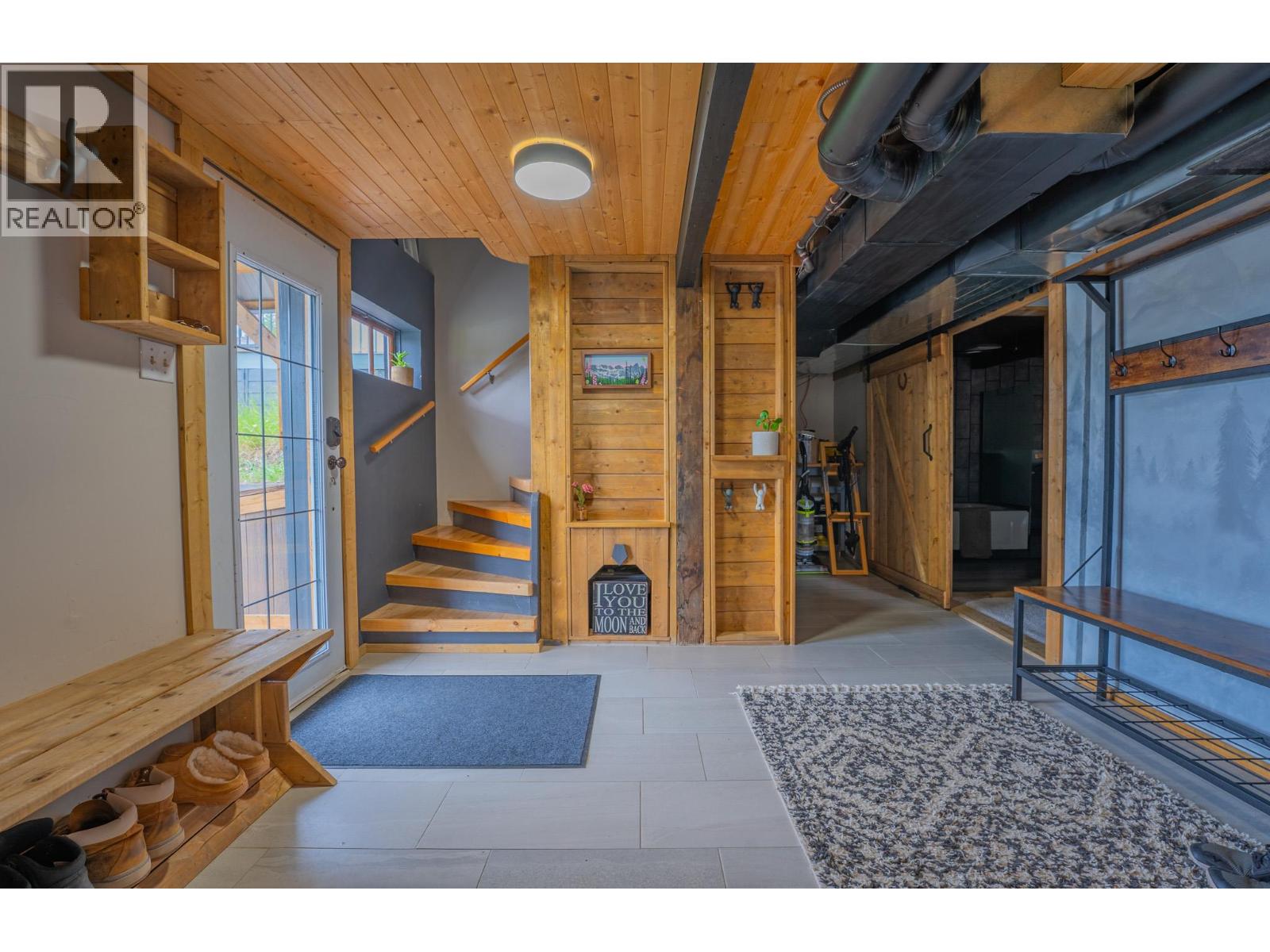 450 Deer Park Avenue, Kimberley, British Columbia V1A 2J8 - Photo 10 - 10393074