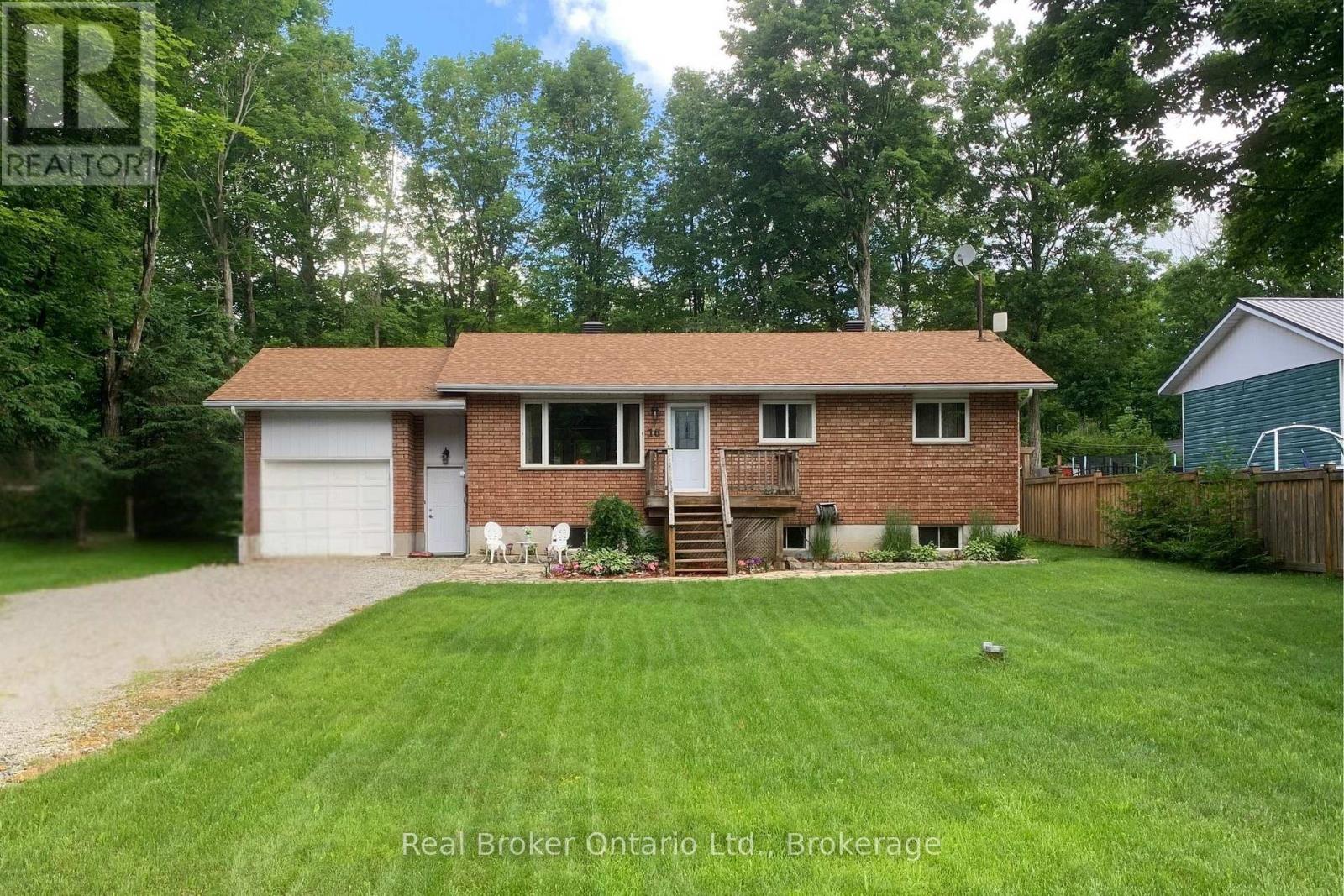 16 Mundy Avenue, Tiny, Ontario  L9M 0B5 - Photo 3 - S12888304