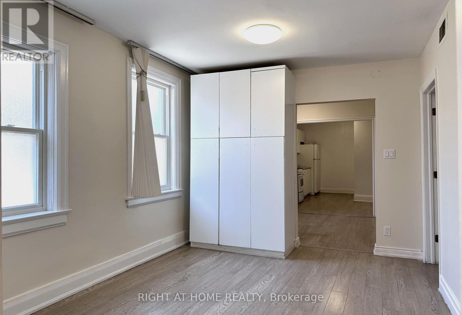 202 - 1911 Weston Road, Toronto, Ontario M9N 1W7 - Photo 12 - W13512850