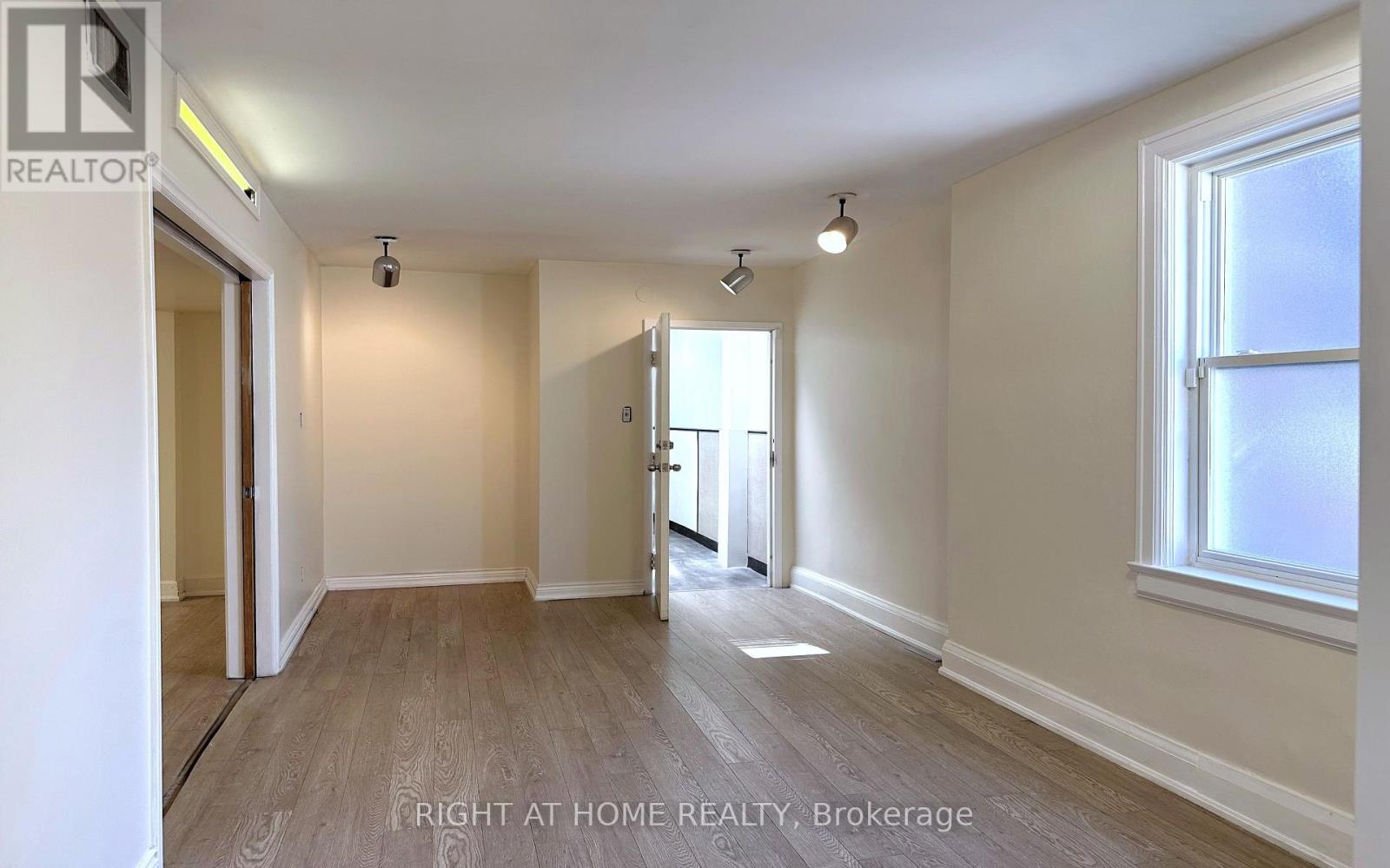 202 - 1911 Weston Road, Toronto, Ontario M9N 1W7 - Photo 5 - W13512850