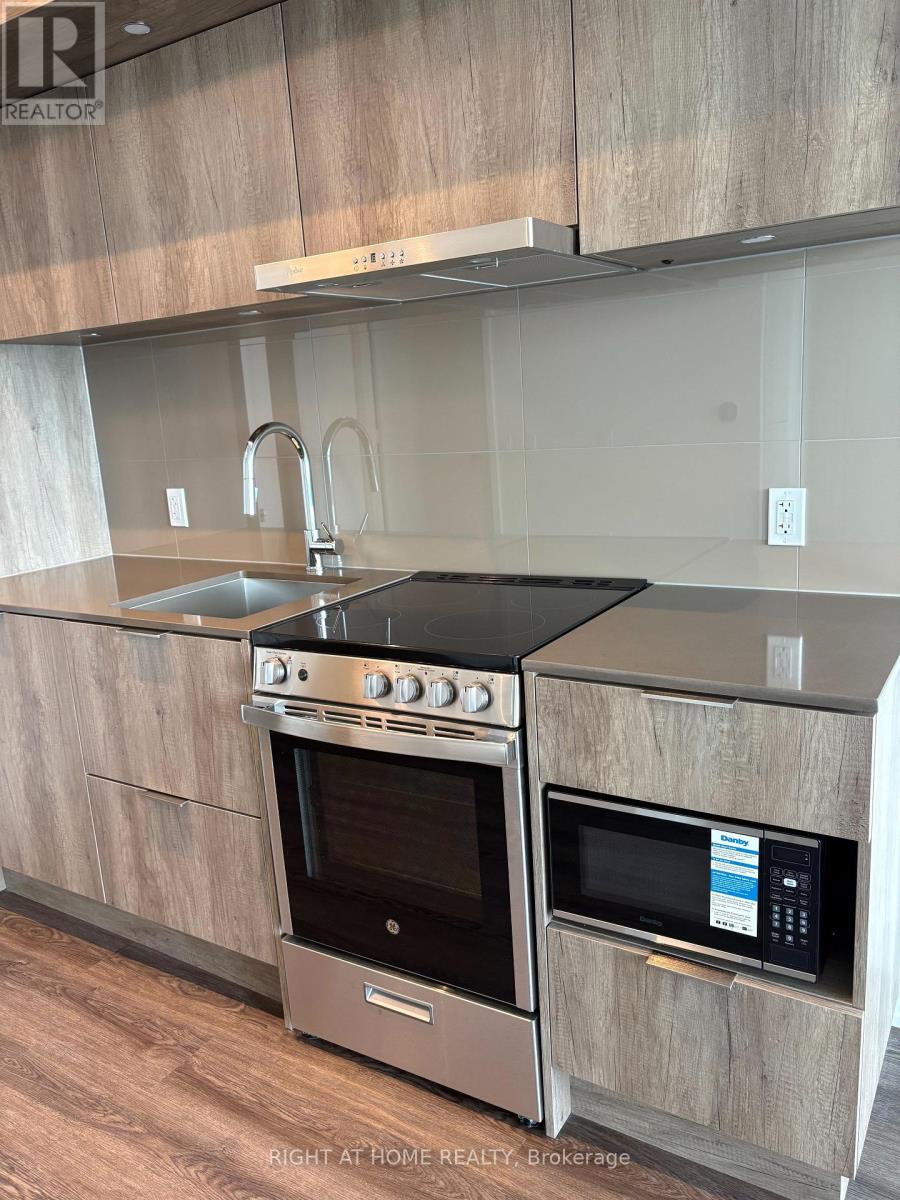 4210 - 448 Burnhamthorpe Road W, Mississauga, Ontario  L5B 0R4 - Photo 13 - W13512876