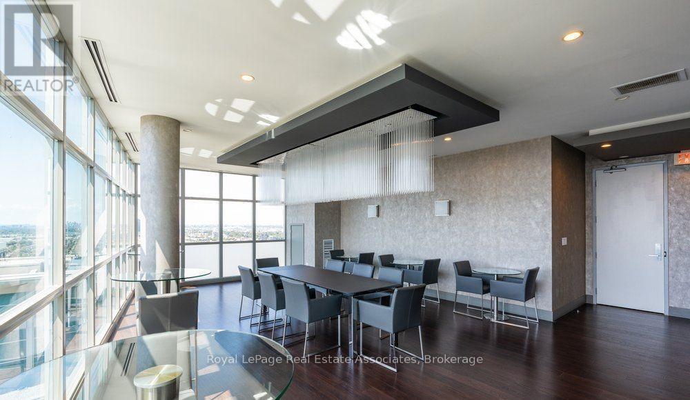 1823 - 165 Legion Road N, Toronto, Ontario  M8Y 0B3 - Photo 7 - W13512938