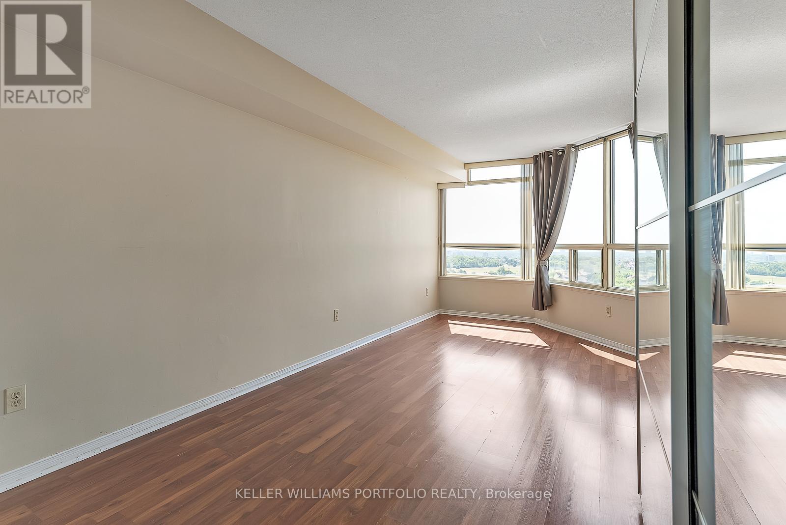 1402 - 400 Webb Drive, Mississauga, Ontario  L5B 3Z7 - Photo 23 - W13512952