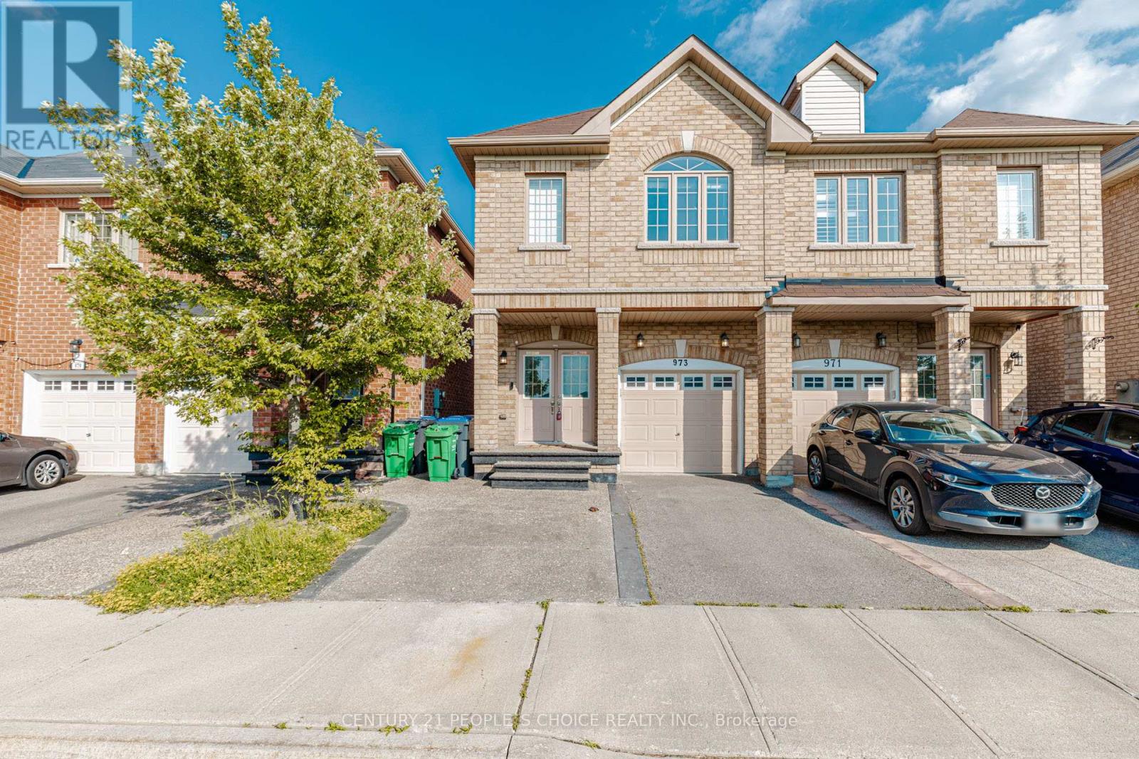 Upper - 973 Francine Crescent, Mississauga, Ontario  L5V 0E2 - Photo 1 - W13512974