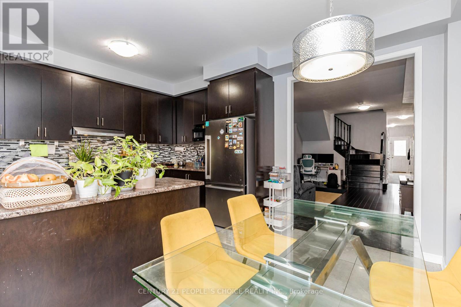 Upper - 973 Francine Crescent, Mississauga, Ontario  L5V 0E2 - Photo 18 - W13512974