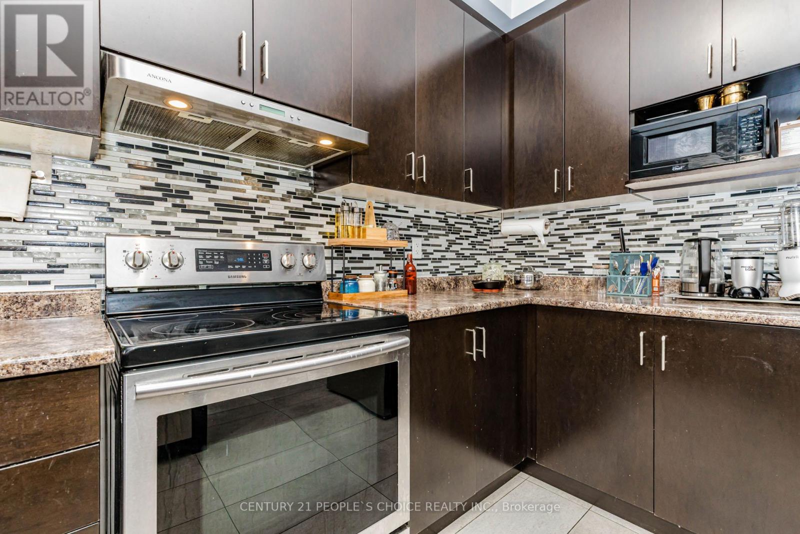 Upper - 973 Francine Crescent, Mississauga, Ontario  L5V 0E2 - Photo 23 - W13512974