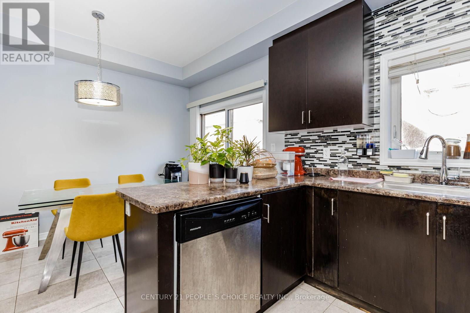 Upper - 973 Francine Crescent, Mississauga, Ontario  L5V 0E2 - Photo 25 - W13512974