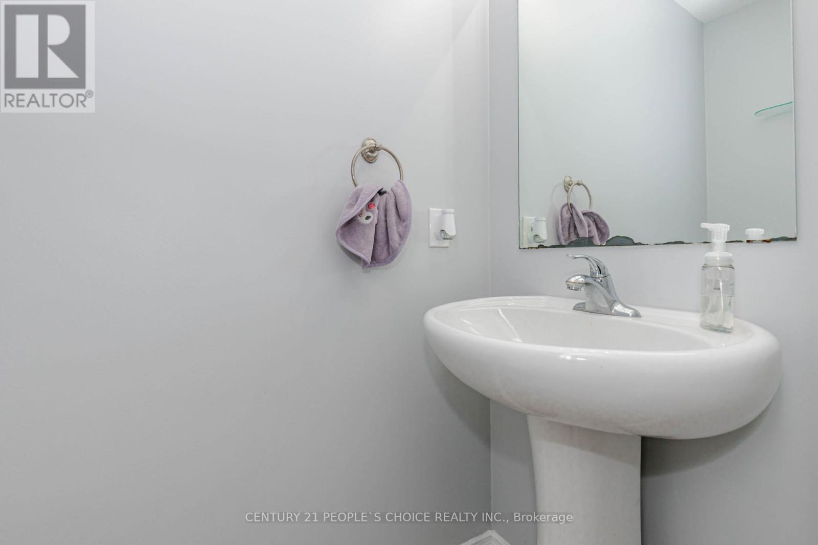 Upper - 973 Francine Crescent, Mississauga, Ontario  L5V 0E2 - Photo 26 - W13512974