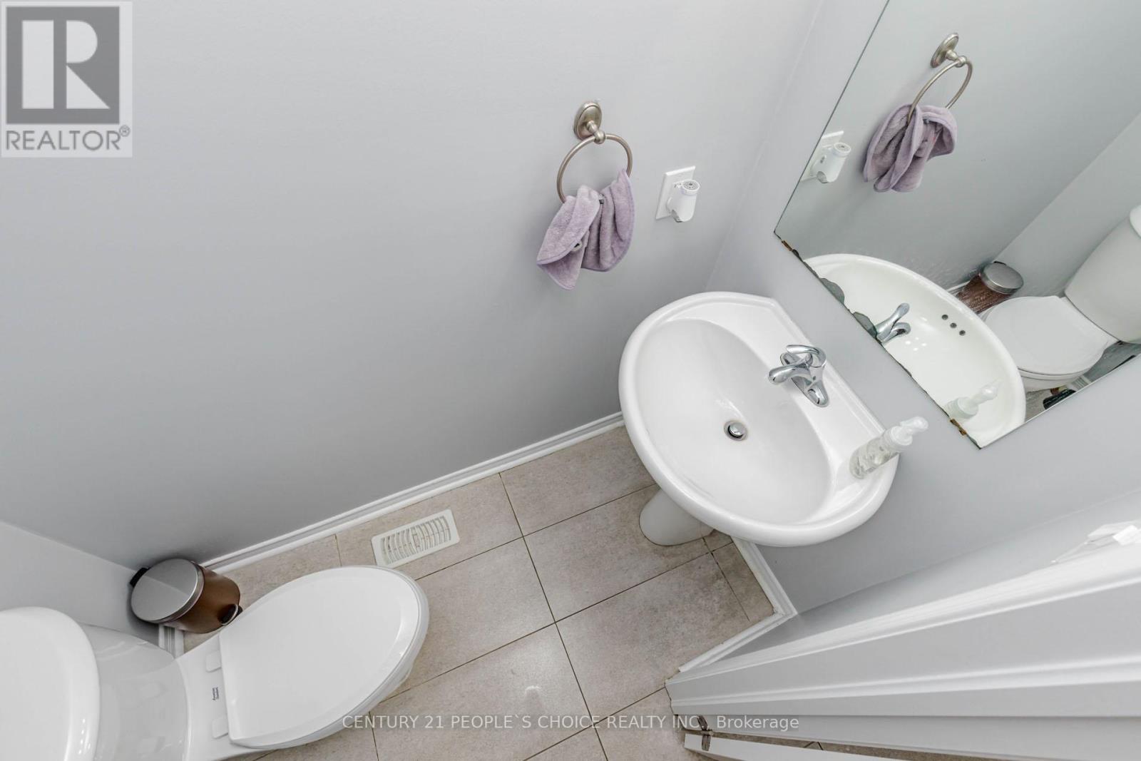 Upper - 973 Francine Crescent, Mississauga, Ontario  L5V 0E2 - Photo 27 - W13512974