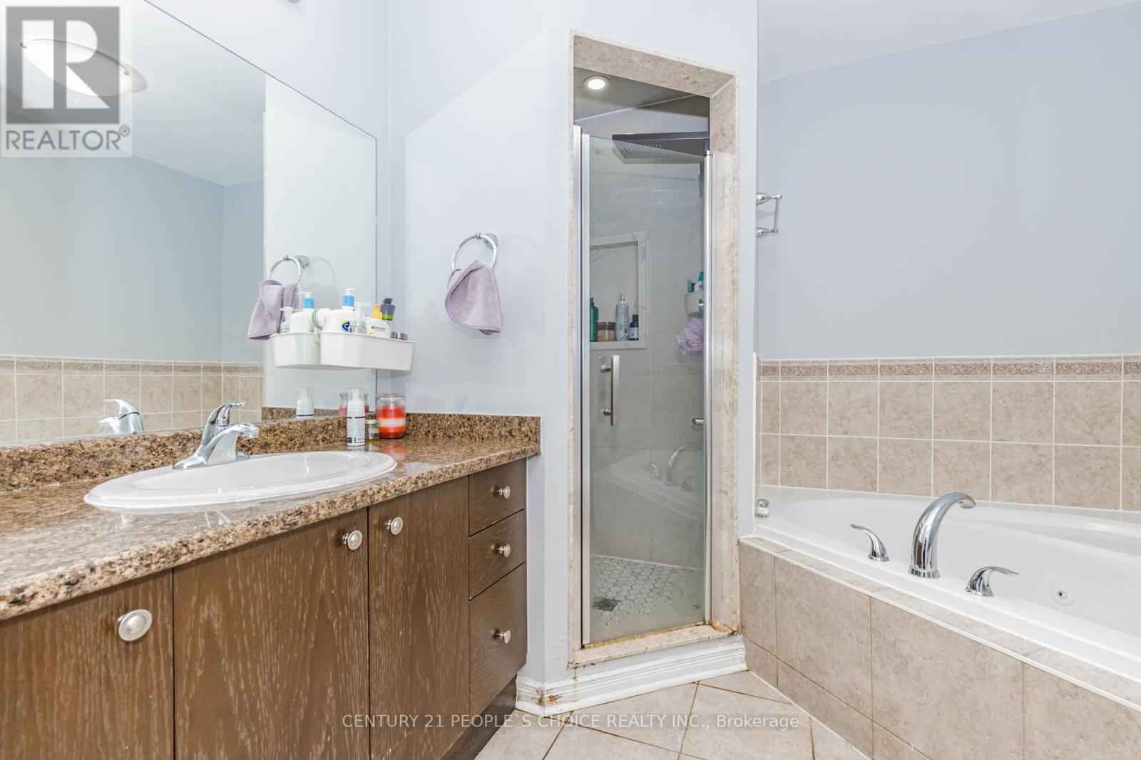 Upper - 973 Francine Crescent, Mississauga, Ontario  L5V 0E2 - Photo 37 - W13512974
