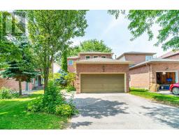 38 LIPTON CRESCENT, Whitby, Ontario