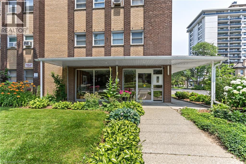 38 Charlton Avenue W Unit# 302, Hamilton, Ontario  L8P 2C1 - Photo 2 - 40844338