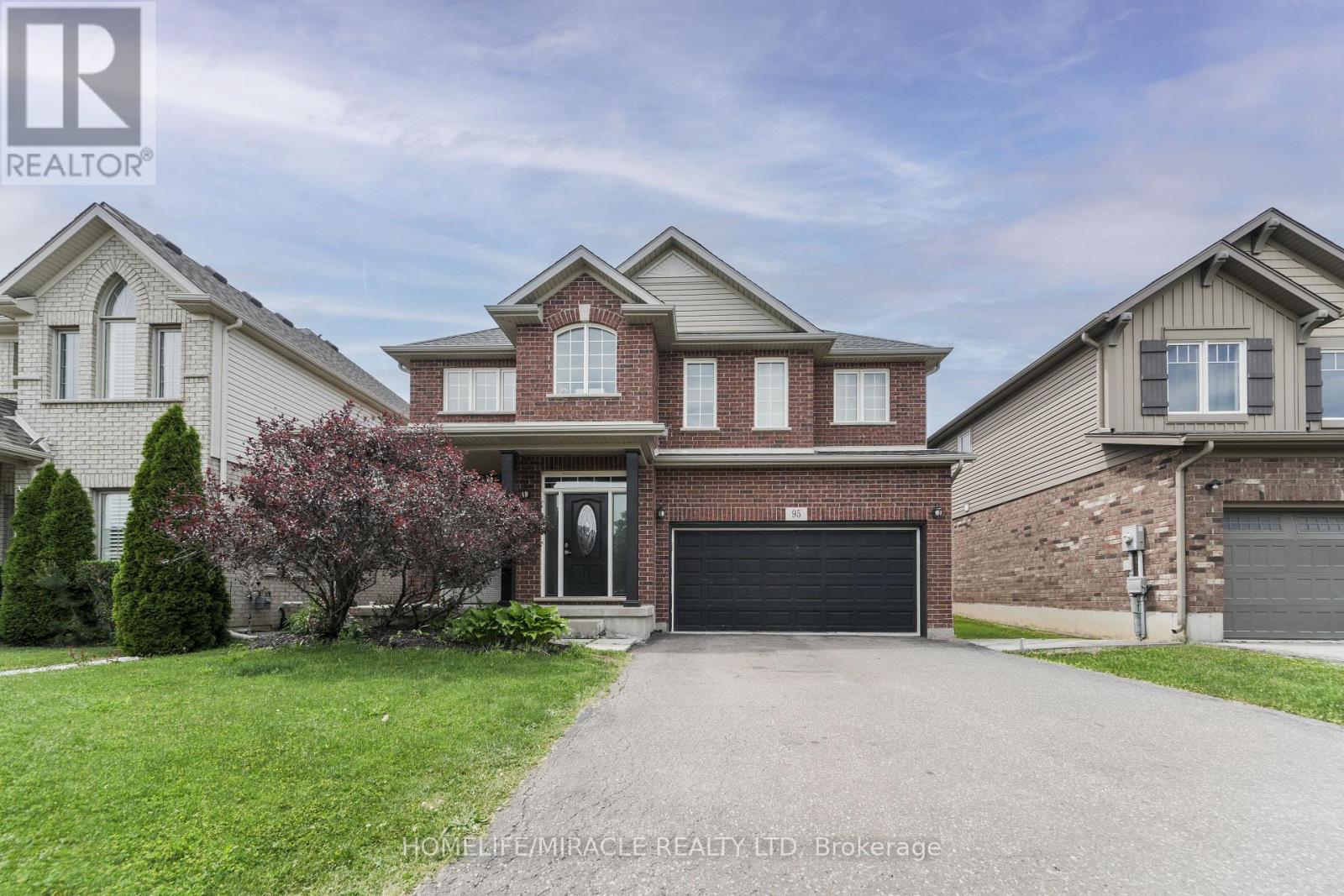 95 Tulip Tree Road, Thorold, Ontario  L2V 0A5 - Photo 1 - X13512828