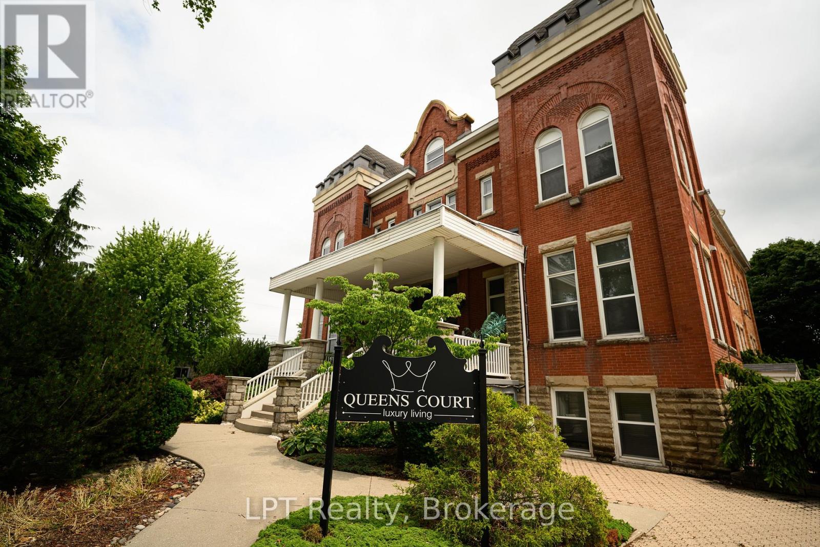 302 - 317 Queen Street, Chatham-Kent, Ontario N7M 2H7 - Photo 1 - X13513148