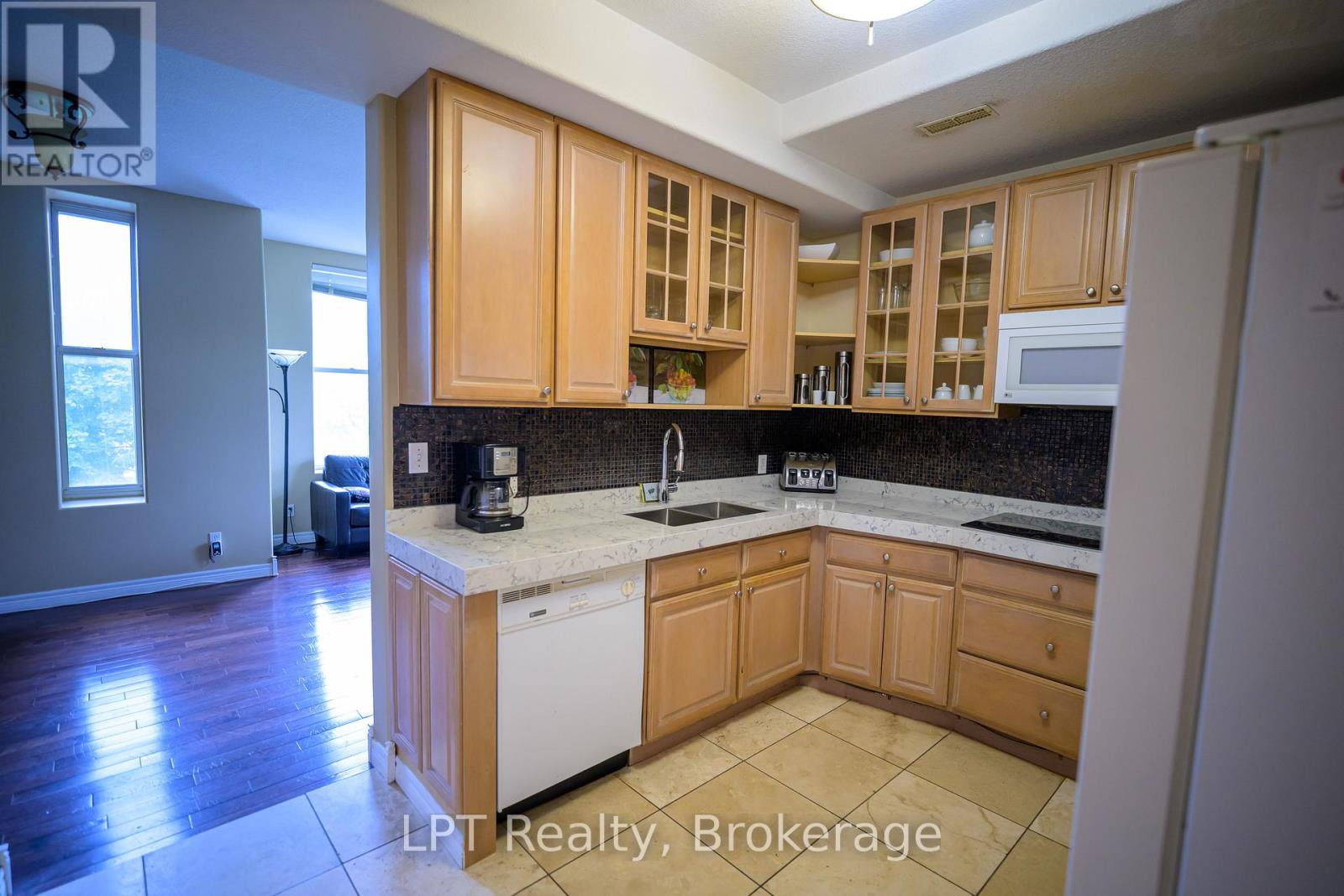 302 - 317 Queen Street, Chatham-Kent, Ontario N7M 2H7 - Photo 11 - X13513148