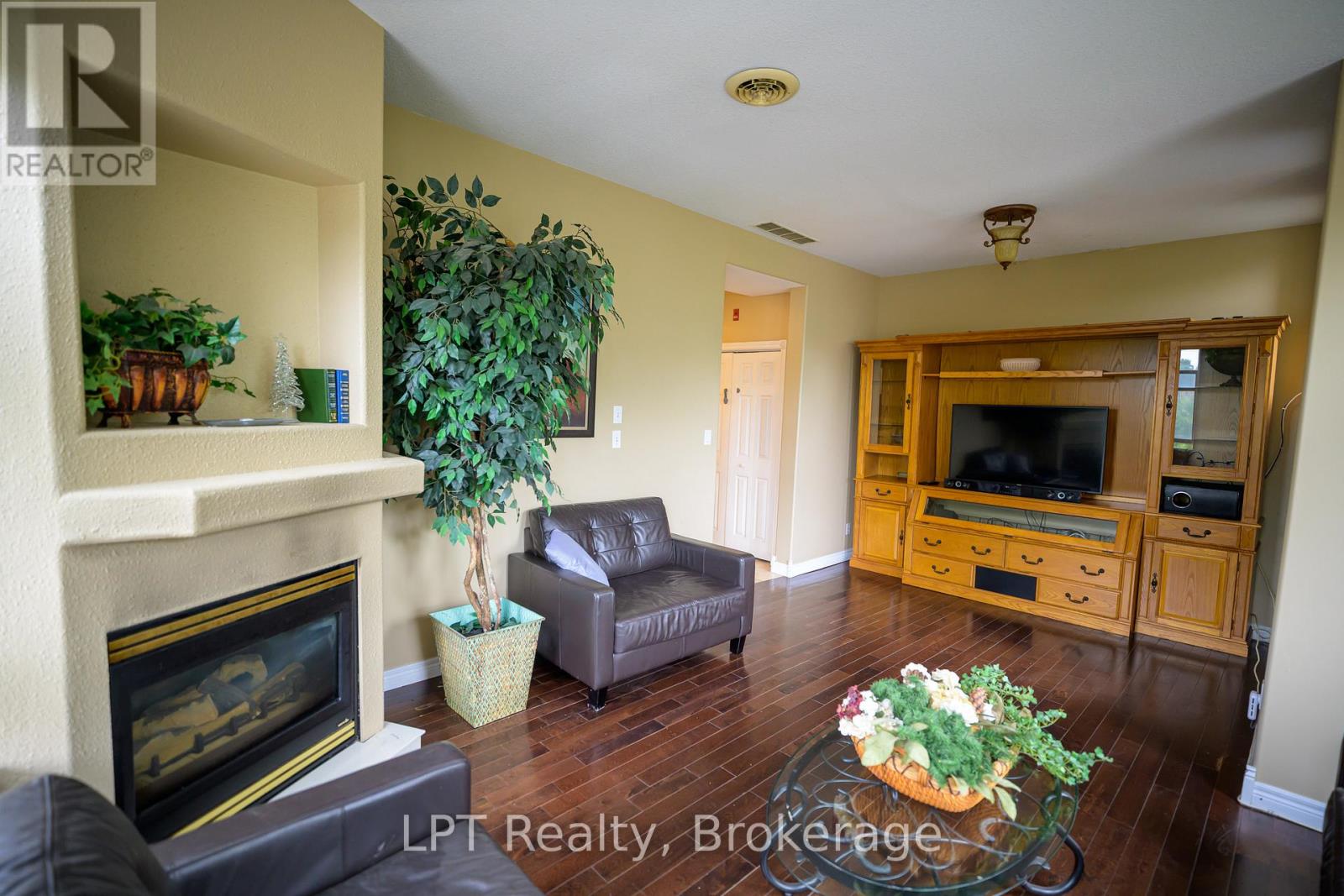 302 - 317 Queen Street, Chatham-Kent, Ontario N7M 2H7 - Photo 16 - X13513148