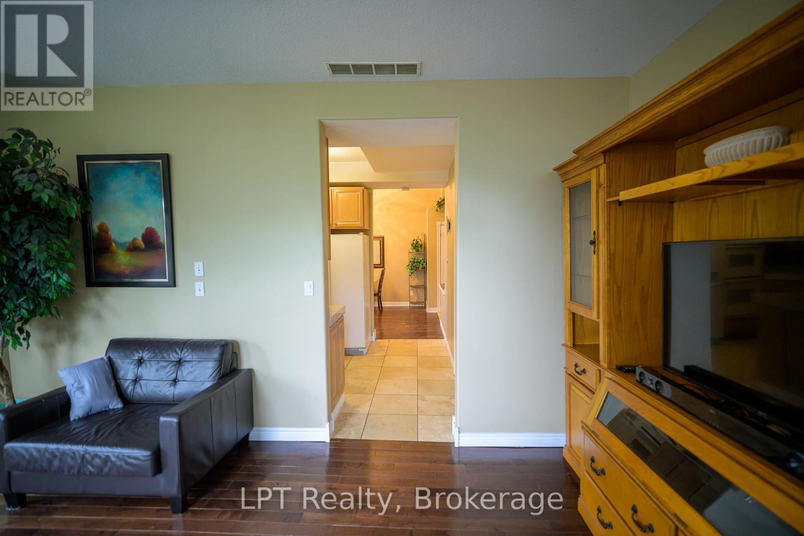 302 - 317 Queen Street, Chatham-Kent, Ontario N7M 2H7 - Photo 18 - X13513148