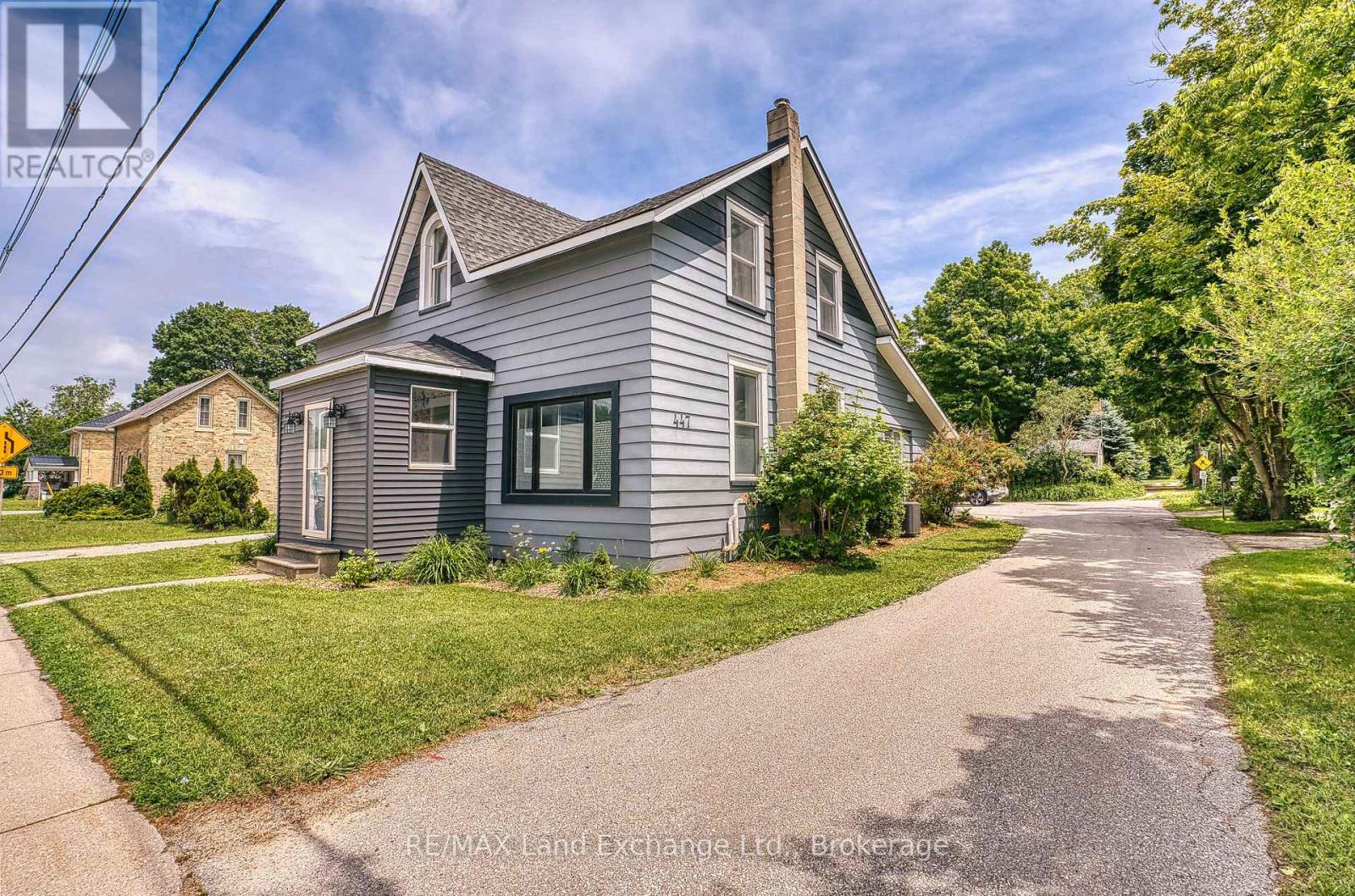 447 Goderich Street, Saugeen Shores, Ontario  N0H 2C4 - Photo 3 - X13513128