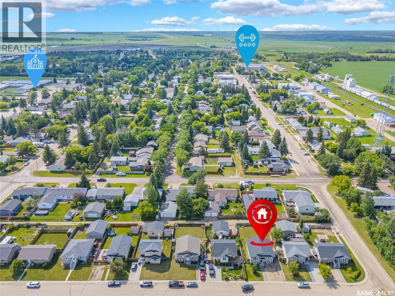 16 6th Avenue, Langham, Saskatchewan  S0K 2L0 - Photo 3 - SK041277