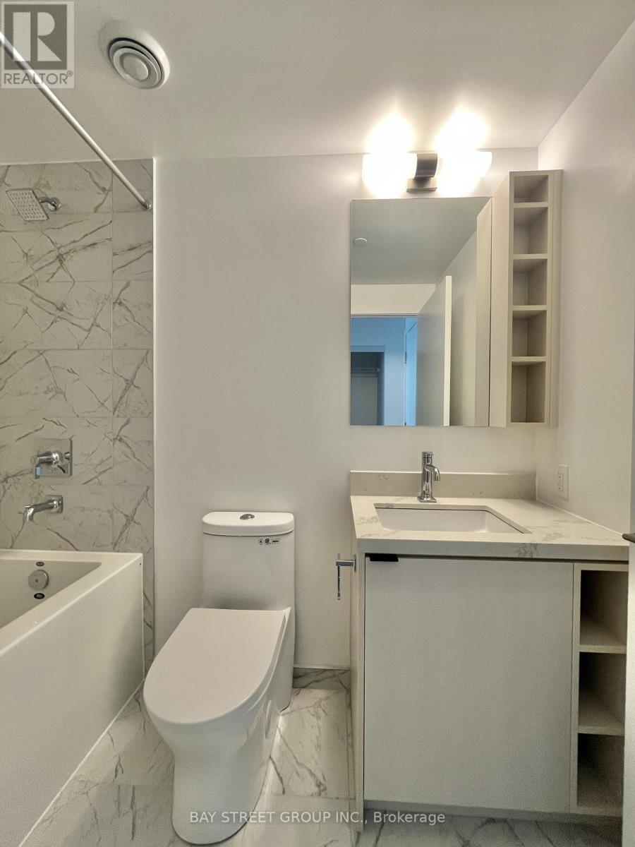 Lph10 - 252 Church Street, Toronto, Ontario  M5B 0E6 - Photo 15 - C13513076