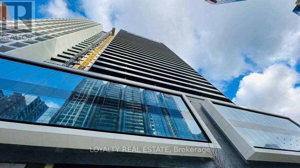 912 - 20 Edward Street S, Toronto, Ontario  M5G 0C5 - Photo 1 - C13513294