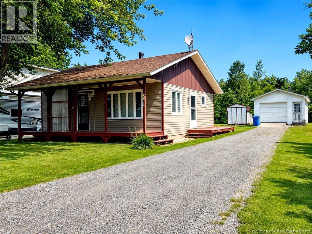 88 rue Donat, Pointe-Des-Robichaud, New Brunswick