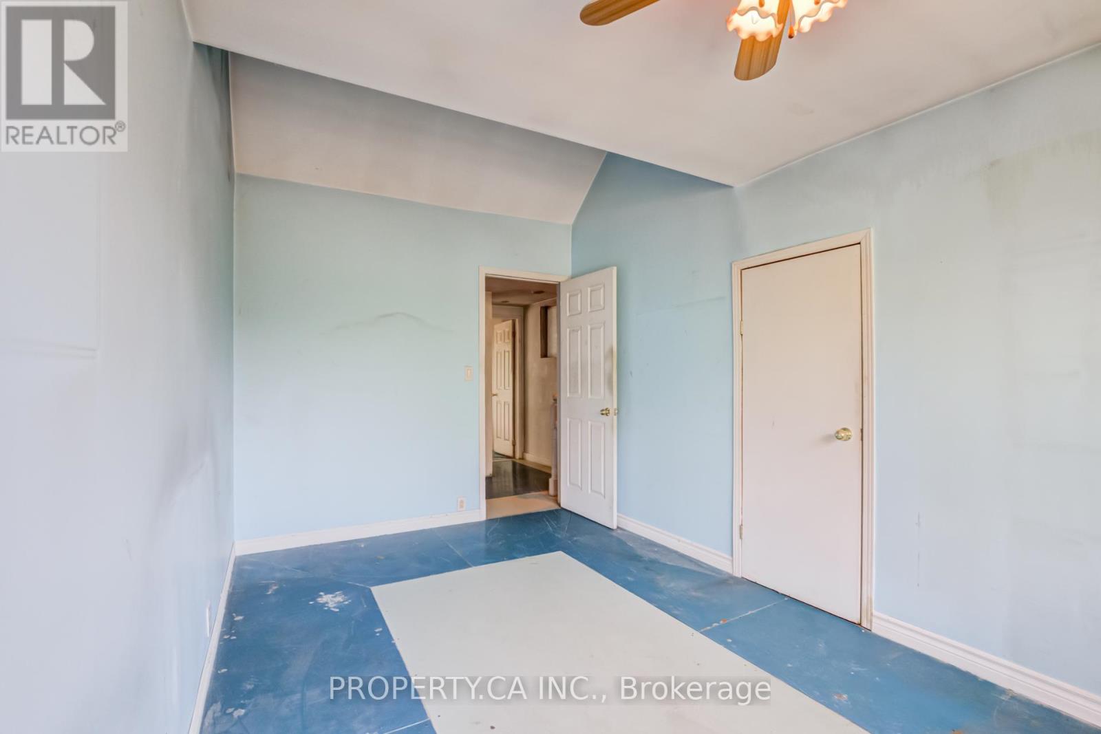 597 Rhodes Avenue, Toronto, Ontario M4J 4X5 - Photo 16 - E13513336